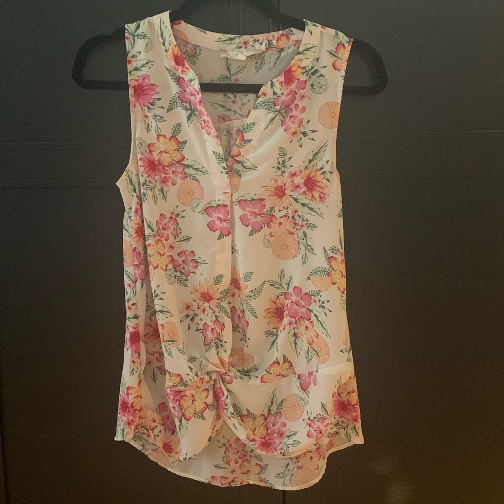 Pink Rose Sleeveless Top Women’s Medium